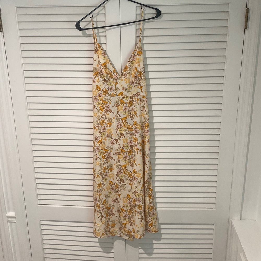 FOREVER 21 WOVEN DRESS